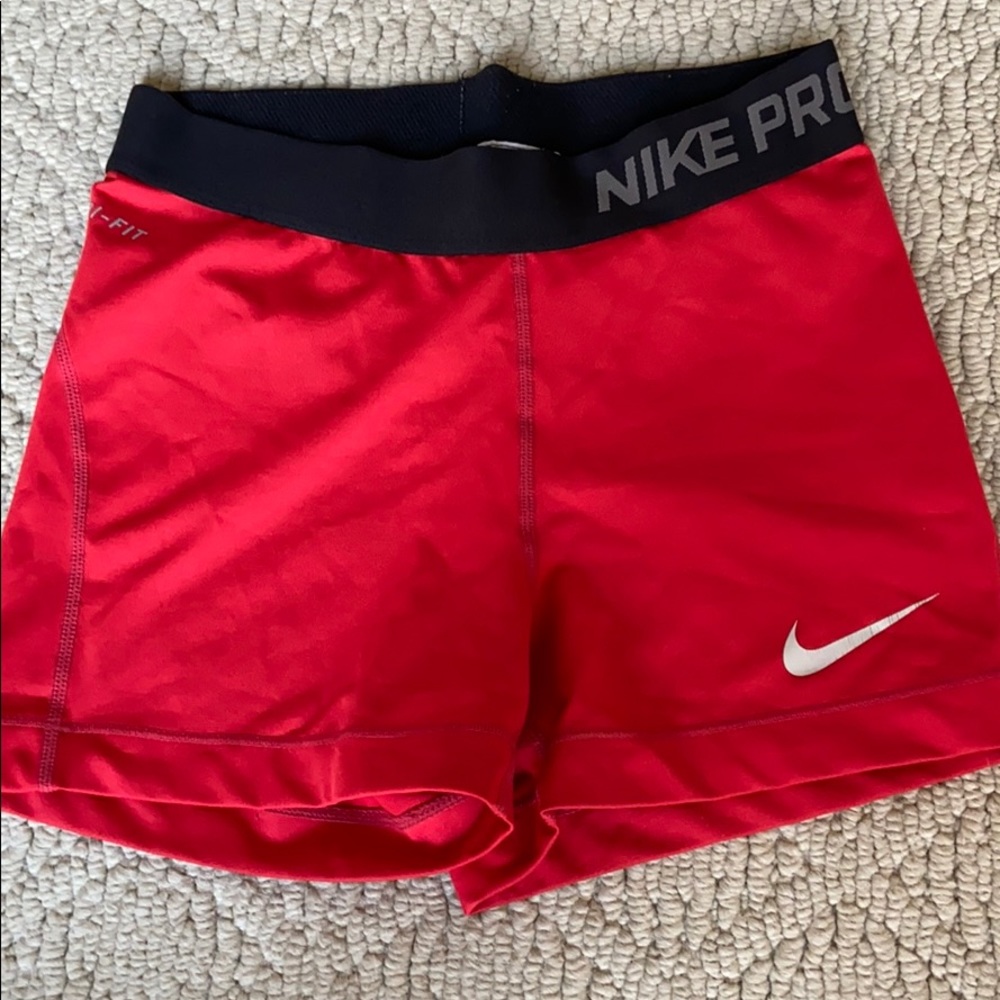 NIKE PROS